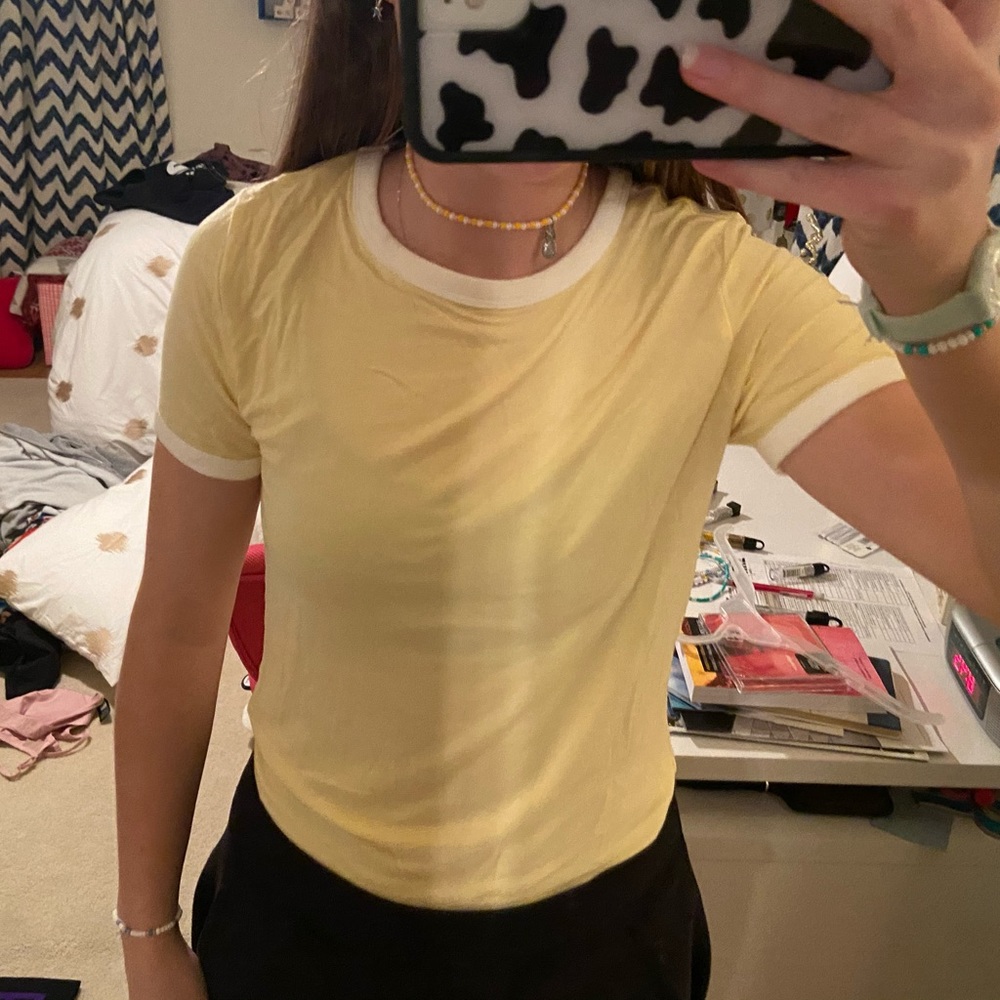short sleeve shirt